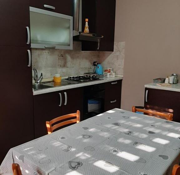 חדר סטנדרט לשלושה עם מרפסת, Casa Vacanze Da Cinzia