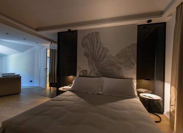 Superior Room King Size Bed, Palazzo Raho Suites