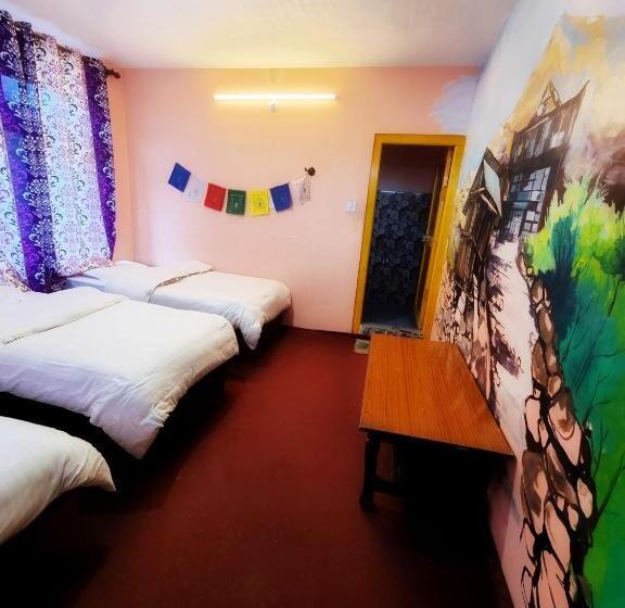 共用房间的床, Lap Stays   Wanderer S Nest