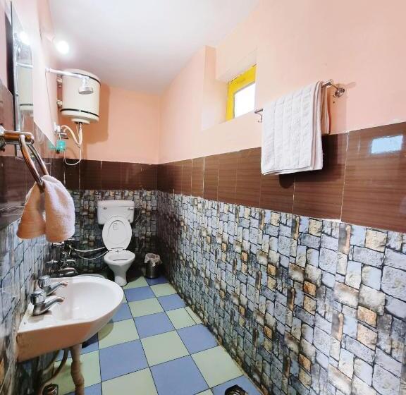 经济房, Lap Stays   Wanderer S Nest