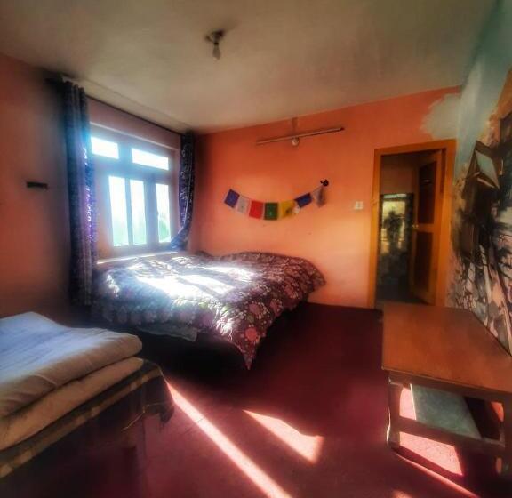 经济型三人房间, Lap Stays   Wanderer S Nest