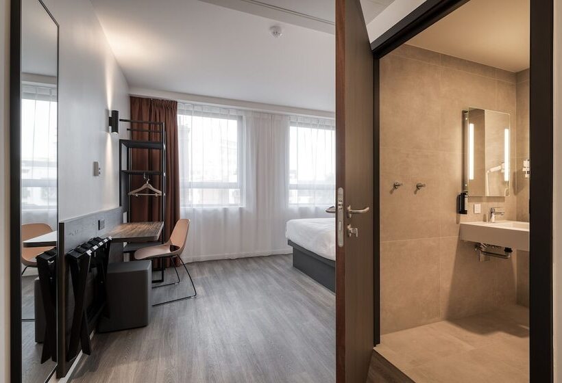 غرفة قياسية لذوى الاحتياجات الخاصة, B&b Hotel Antwerpen Centrum