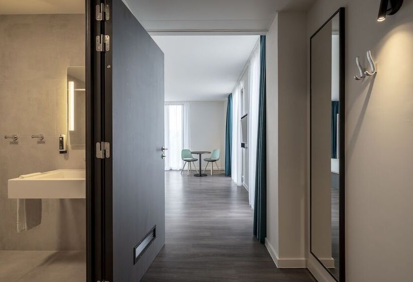 غرفة قياسية لذوى الاحتياجات الخاصة, B&b Hotel Antwerpen Centrum