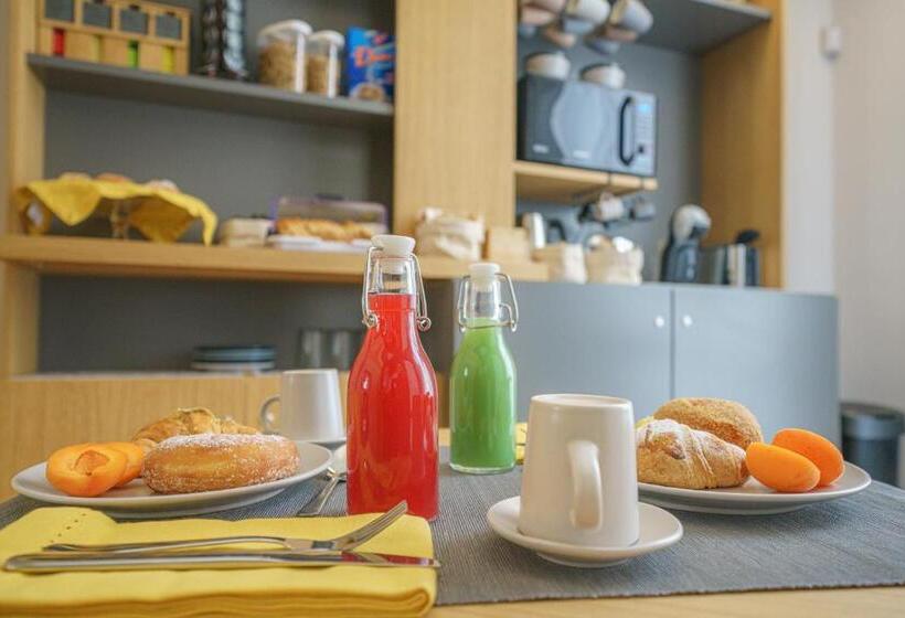 اتاق استاندارد, Cafuné Rooms