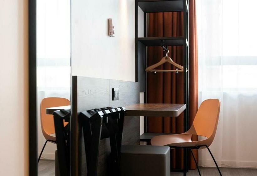 غرفة قياسية لذوى الاحتياجات الخاصة, B&b Hotel Antwerpen Centrum