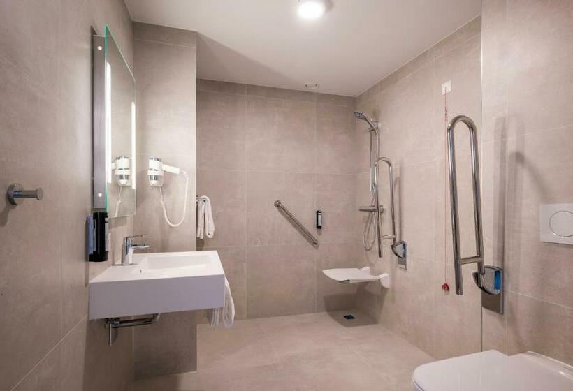 غرفة قياسية لذوى الاحتياجات الخاصة, B&b Hotel Antwerpen Centrum