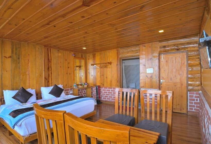 스탠다드 룸 킹사이즈 침대, La Riqueza Kanatal   Mountain View Rooms   Welcome New Year With Fresh Snowfall
