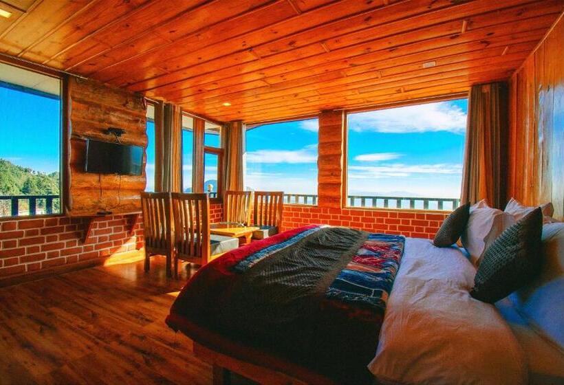 스탠다드 룸 킹사이즈 침대, La Riqueza Kanatal   Mountain View Rooms   Welcome New Year With Fresh Snowfall