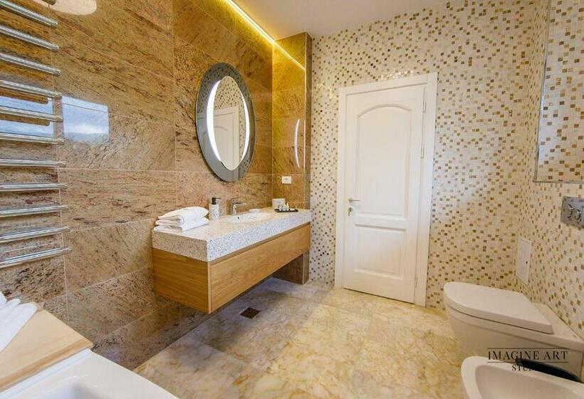 شقة غرفة واحدة, Moviliţa Residence