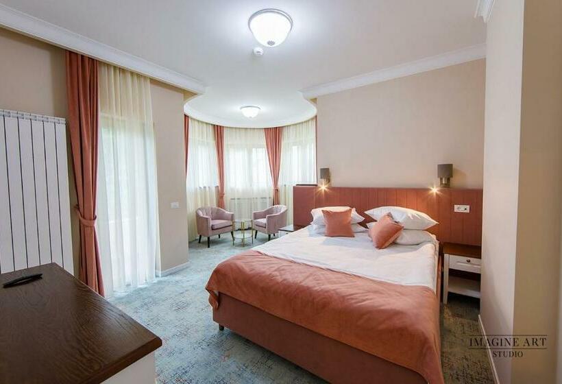 شقة غرفتين, Moviliţa Residence