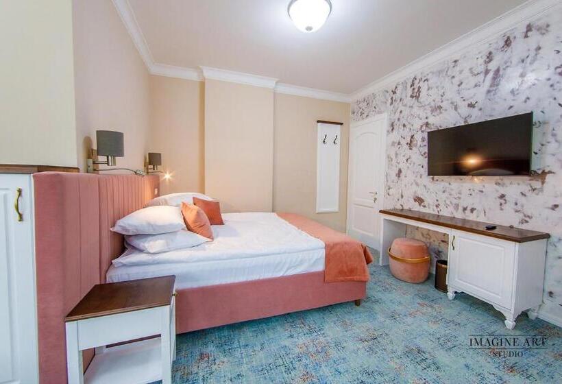 شقة غرفتين, Moviliţa Residence