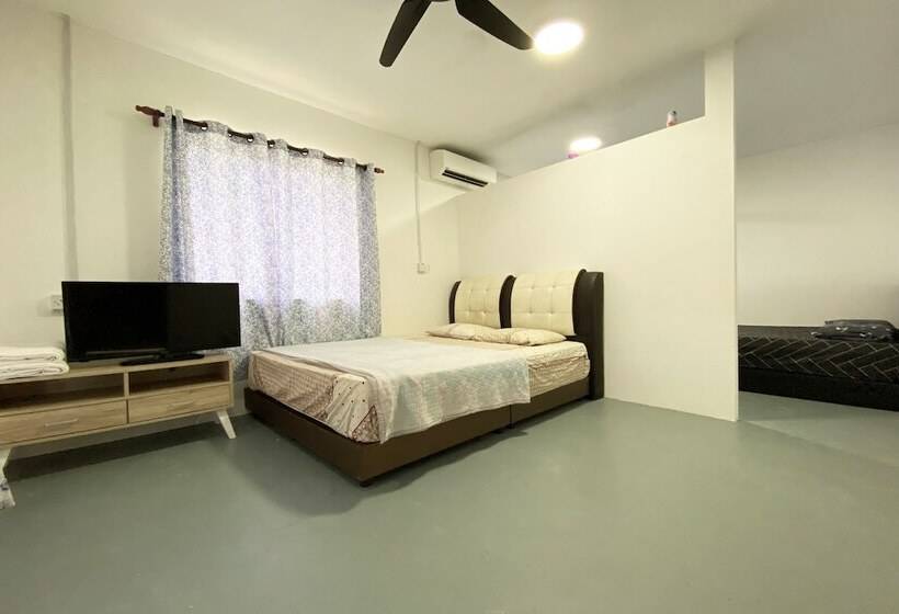 סוויטת פרמיום, Oyo 90317 Ambong Bay Resthouse