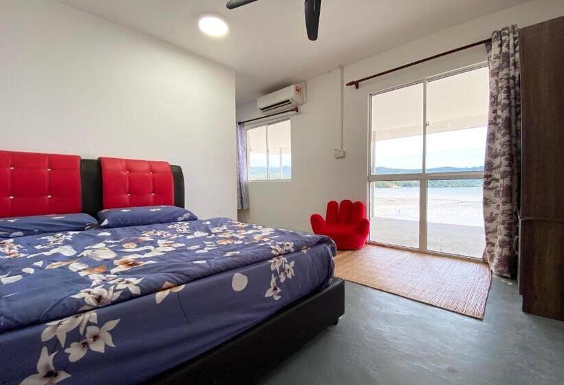 סוויטה משפחתית, Oyo 90317 Ambong Bay Resthouse