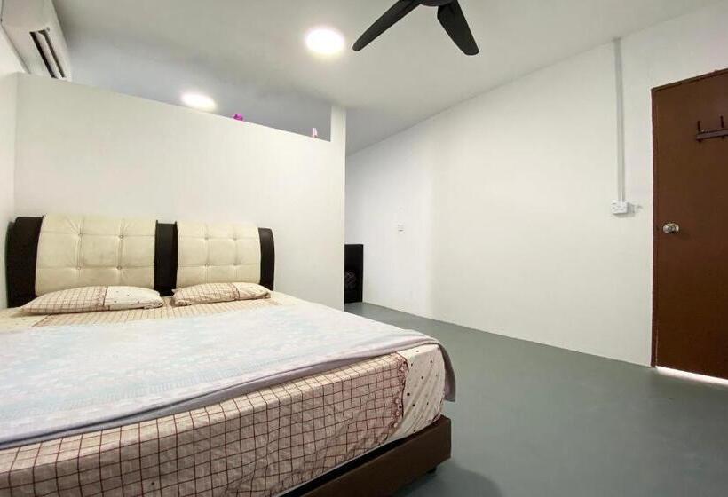 סוויטת פרמיום, Oyo 90317 Ambong Bay Resthouse