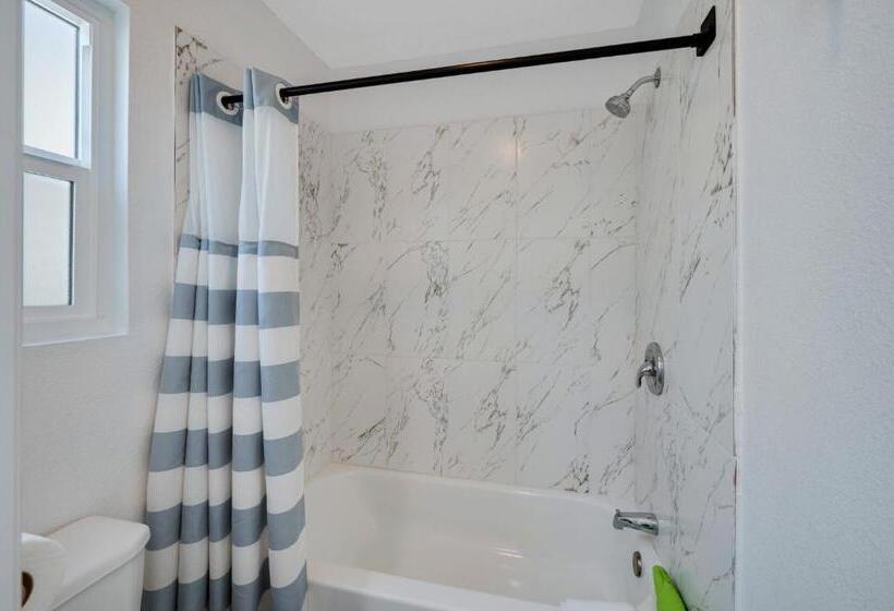 Номер Deluxe, Unik Motel