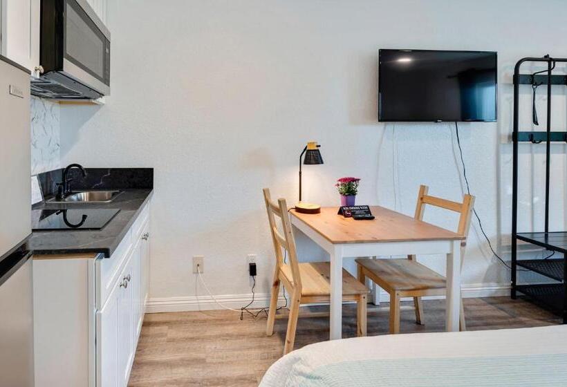 Номер Deluxe, Unik Motel