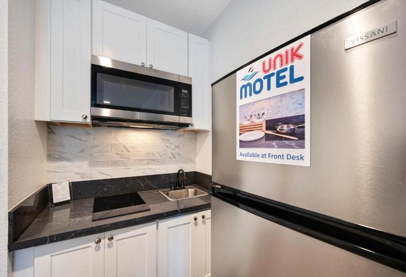 장애인을 위한 킹사이즈 침대 스탠다드 룸, Unik Motel
