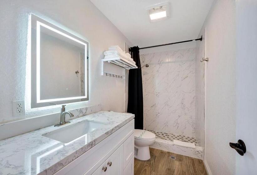 침실 2개 스위트, Unik Motel