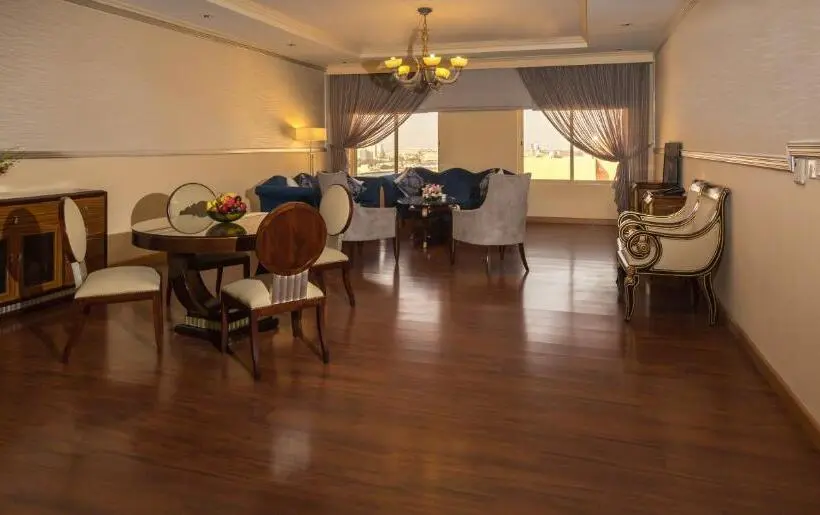 سوییت, Al Safir Tower   Residence