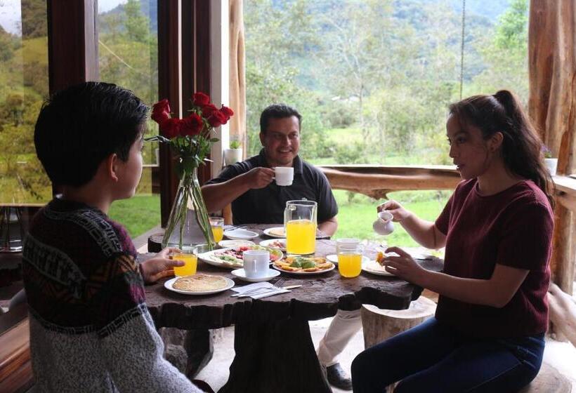 컴포트 트리플 룸, Casa Del Río