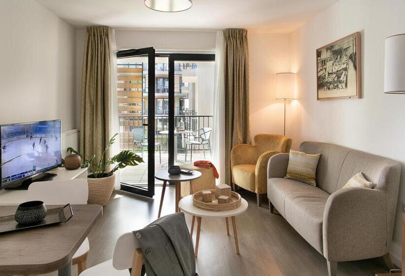 Апартаменты 1 Спальня с Балконом, Résidence Les Tisserands   Domitys