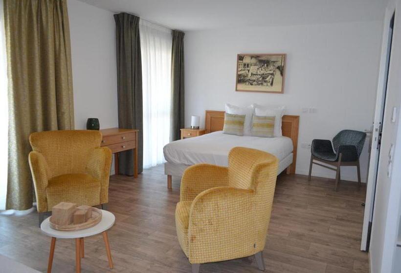 Студио Стандарт с Балконом, Résidence Les Tisserands   Domitys