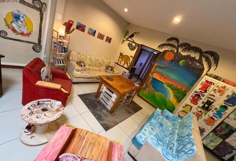 标准间, Stray Cat Hostel