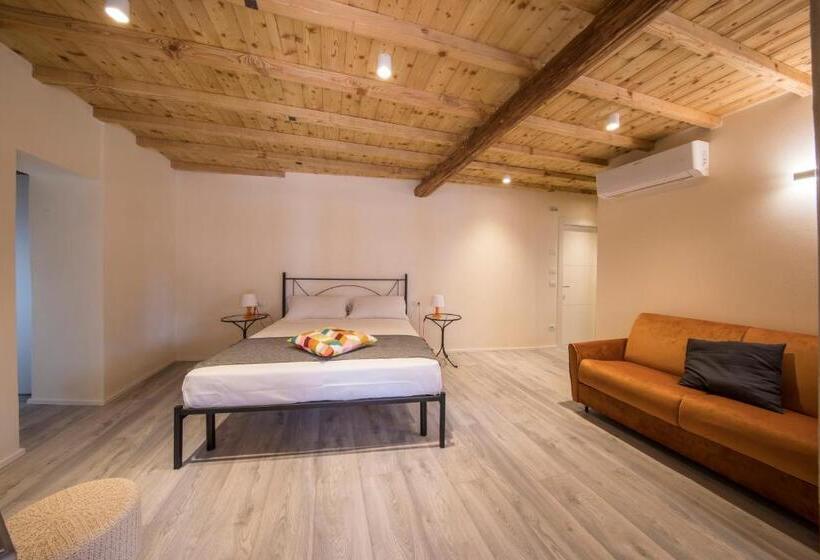 חדר סטנדרט עם מרפסת, Corte Garibaldi