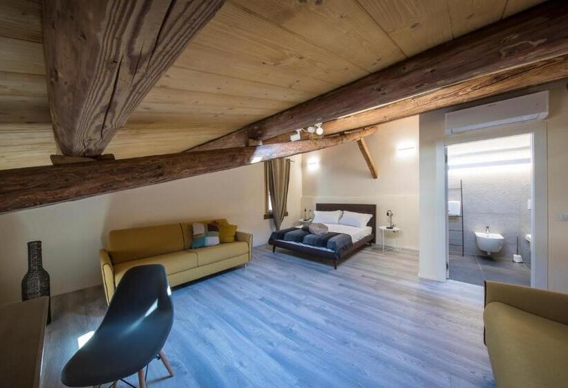 סוויטת ג'וניור משפחתית, Corte Garibaldi