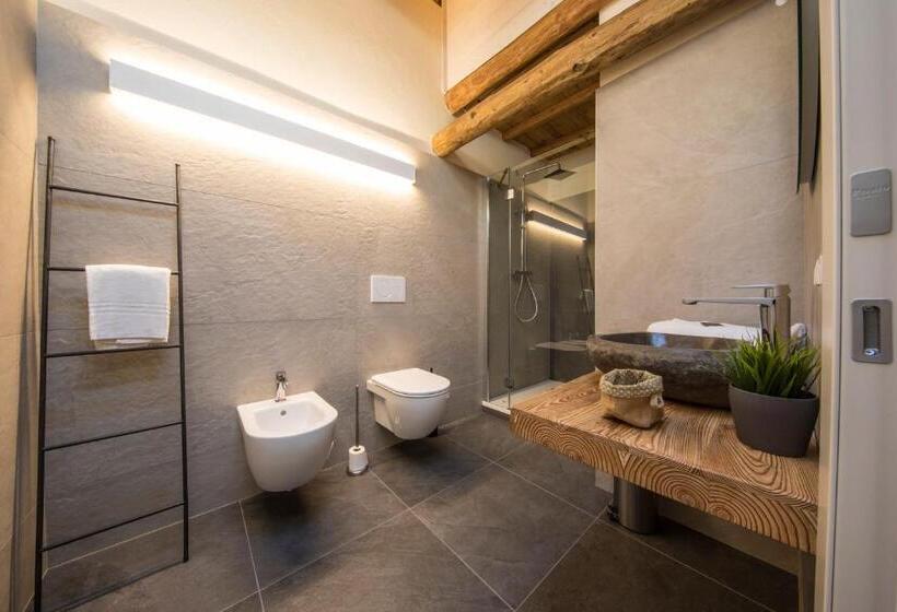 סוויטת ג'וניור משפחתית, Corte Garibaldi