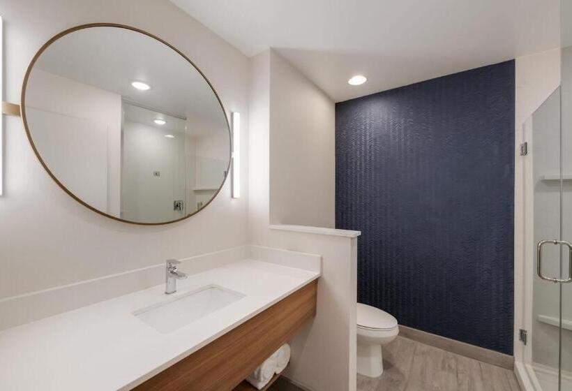 اتاق استاندارد با تخت بزرگ, Fairfield By Marriott Inn & Suites Virginia Beach Town Center