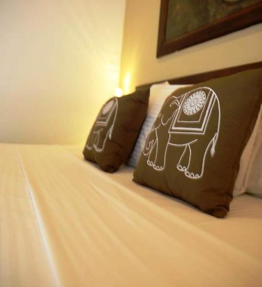 Deluxe Room, Mihisara Resort