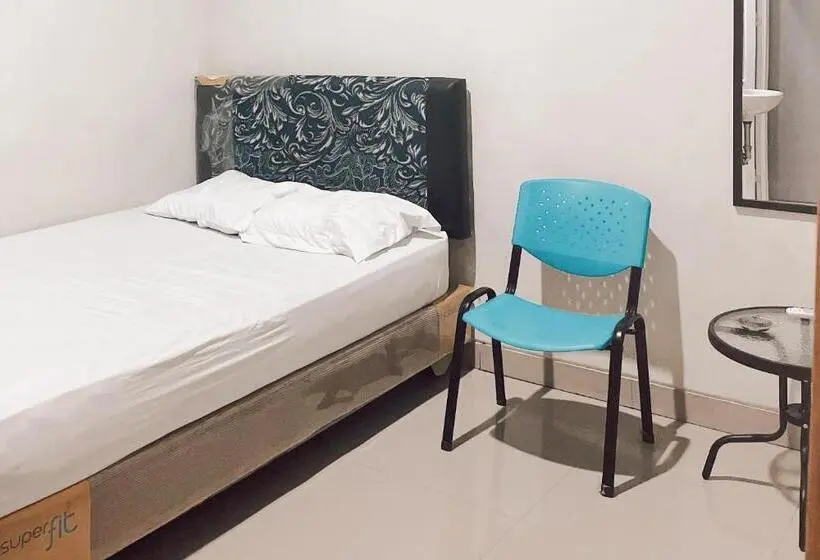 エコノミールーム, Almira Homestay Ambon Mitra Reddoorz