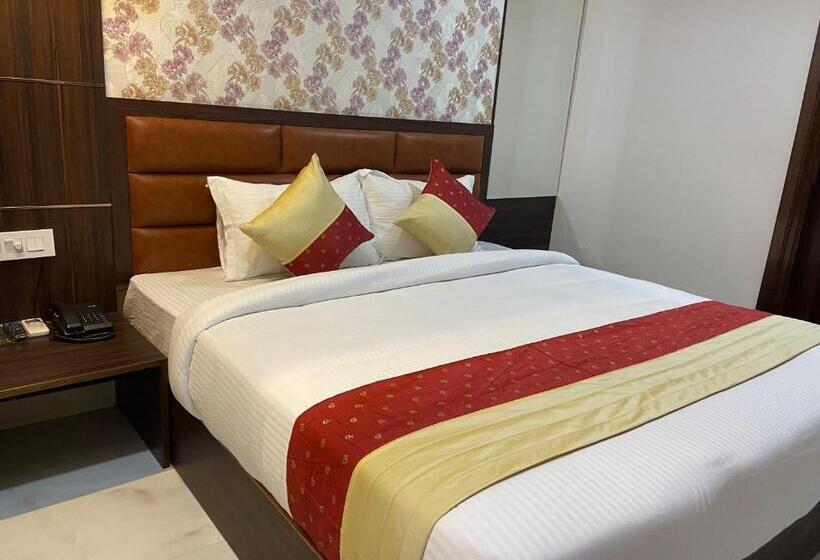 デラックスルーム, California Heights