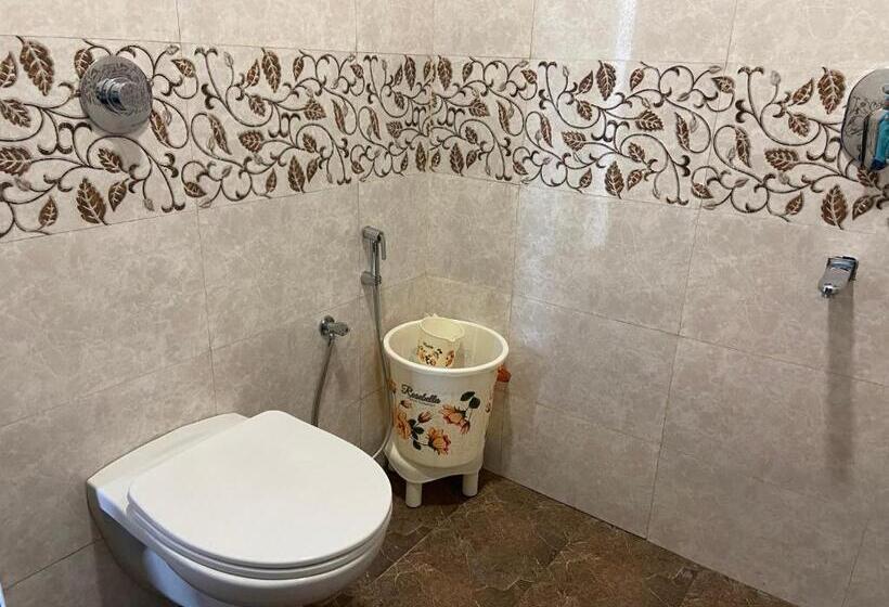 シティビュースイート, California Heights