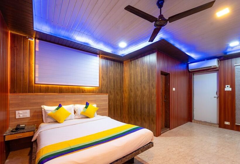 Deluxe Rum, Itsy Hotels Sun N Shade