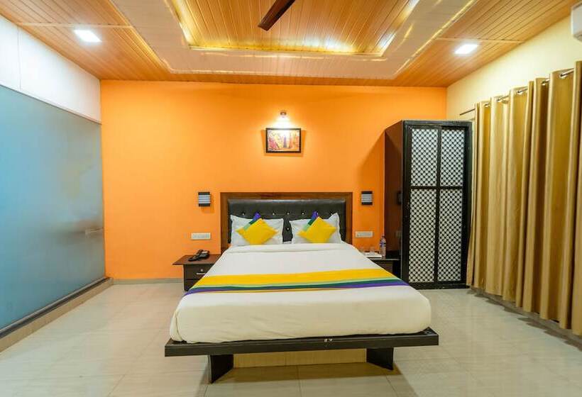 Superior Rum, Itsy Hotels Sun N Shade