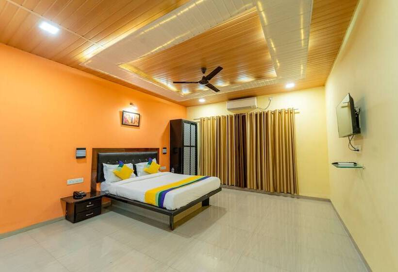 Superior Rum, Itsy Hotels Sun N Shade