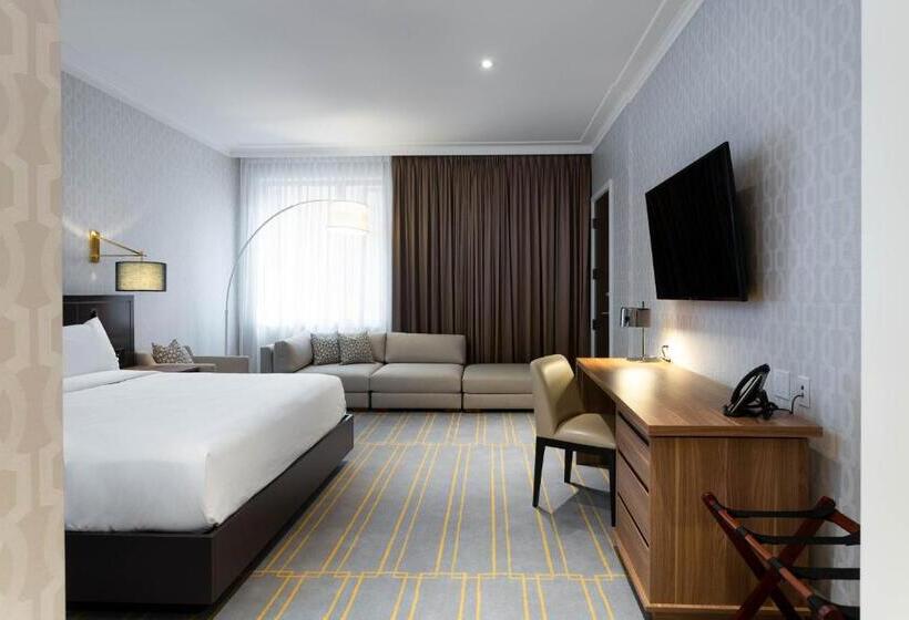 장애인을 위한 킹사이즈 침대 스탠다드 룸, Sutton Place Hotel Toronto