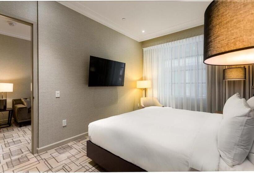 로얄 스위트, Sutton Place Hotel Toronto