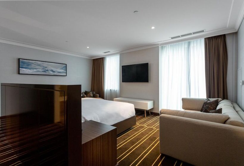 디럭스 룸, Sutton Place Hotel Toronto