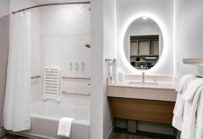 스탠다드 스튜디오 킹침대, Towneplace Suites By Marriott Madison West, Middleton