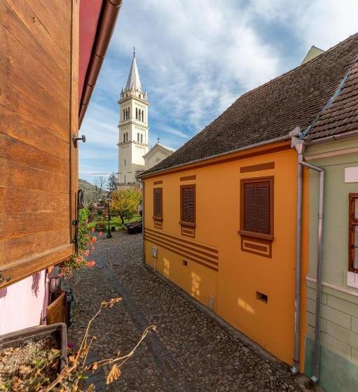 آپارتمان لوکس 1 خوابه, Boutique Hotel Von Graf