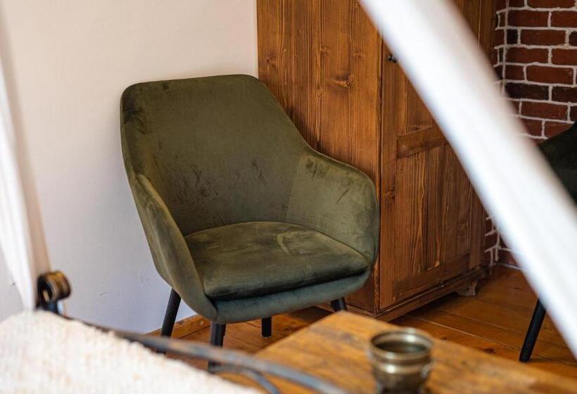 Habitaci�n Est�ndar Abuhardillada, Boutique Hotel Von Graf