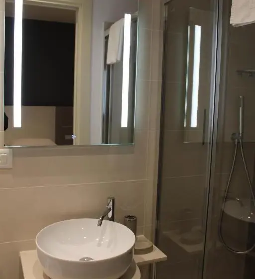 اتاق استاندارد یک نفره, Albergo Augusta B&b