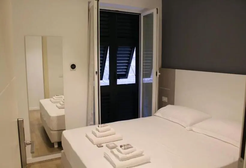 اتاق استاندارد یک نفره, Albergo Augusta B&b