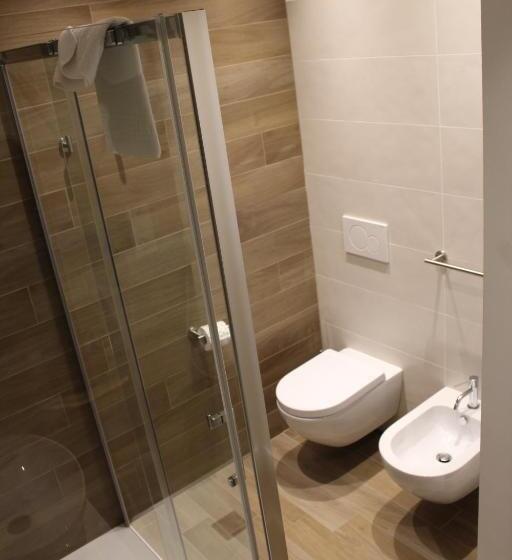 اتاق استاندارد, Albergo Augusta B&b