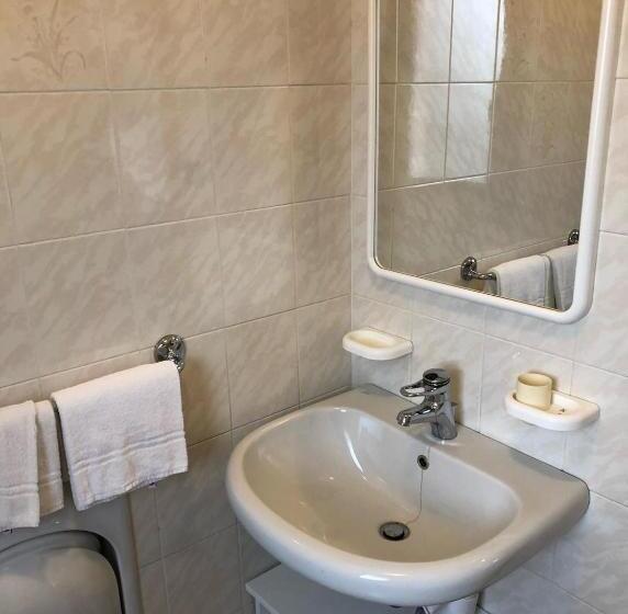 ファミリールーム, Albergo Campeggio Bommartini