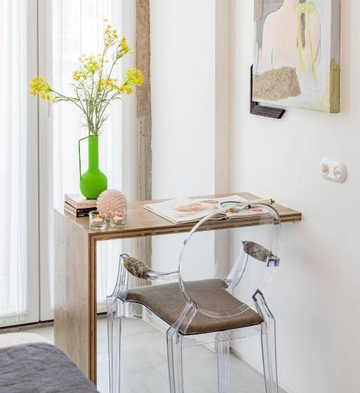 Номер Deluxe, Colégio Charm House