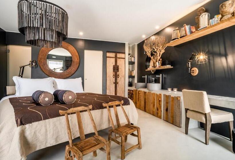 Люкс Повышенной Комфортности, Colégio Charm House